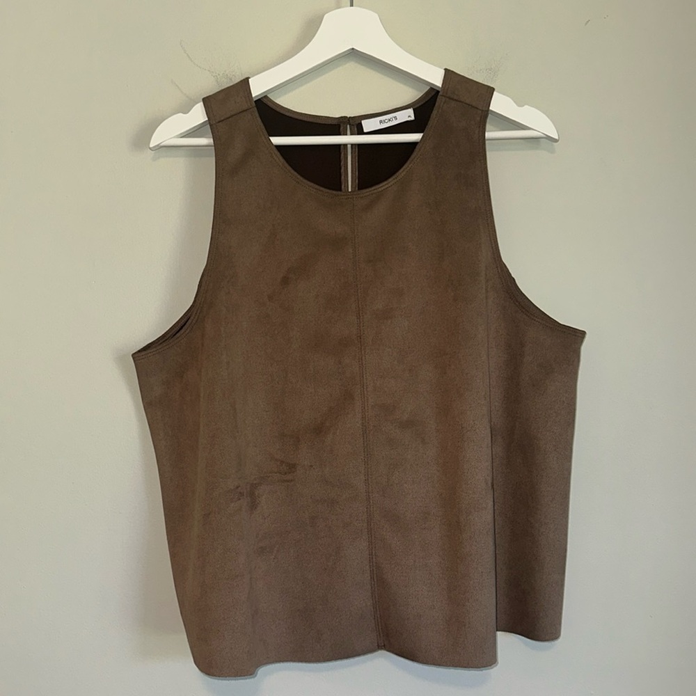 Ricki’s brown short sleeved top/blouse
